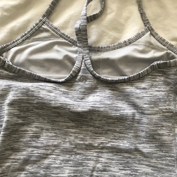 Lululemon workout top - Picture 4 of 4